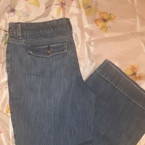 🍷🍷🍷NEW YORK AND CO JEANS